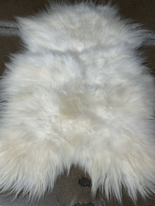 White fur throw
