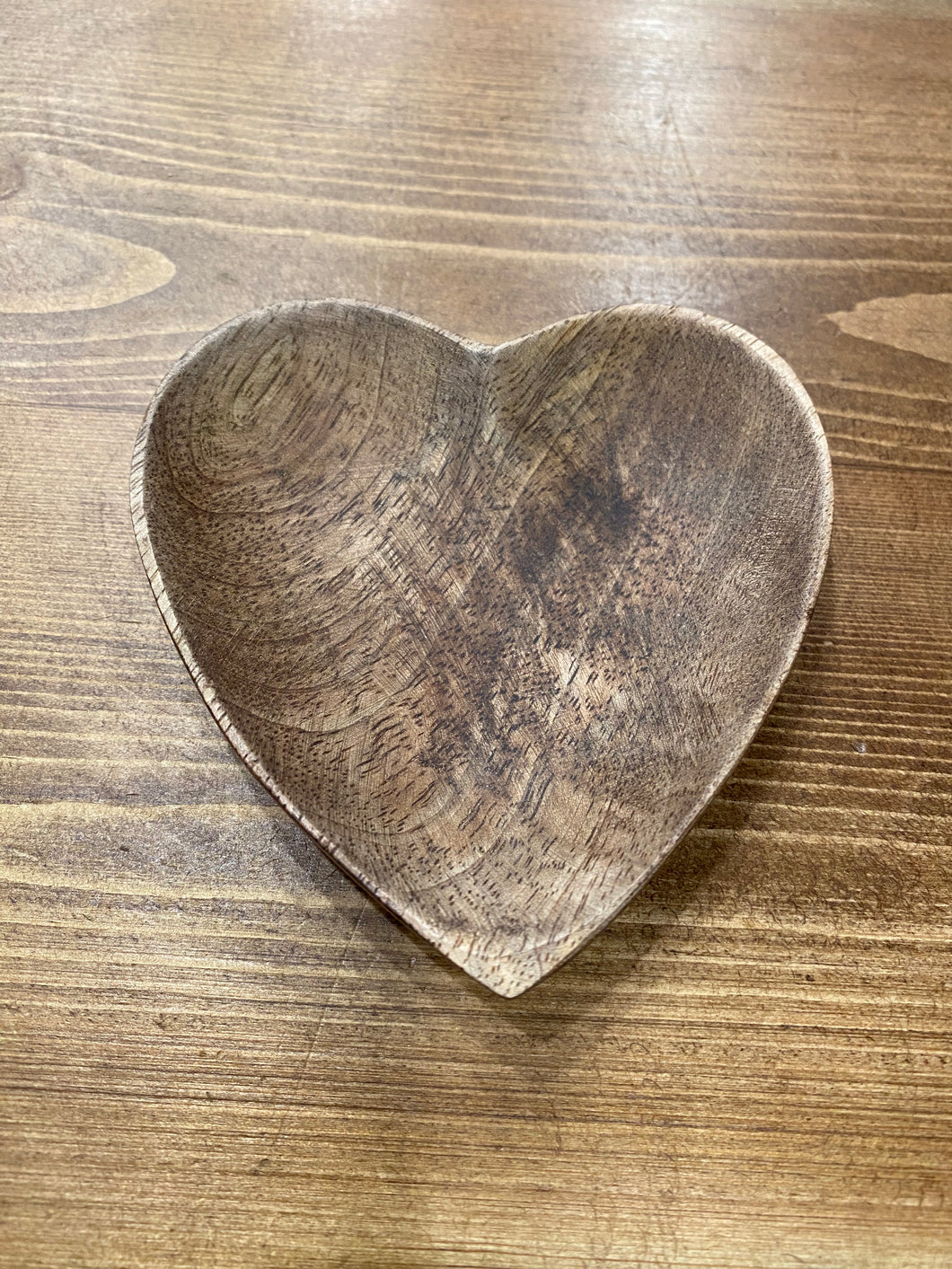 Mango wood heart tray