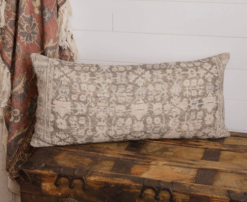 Grey Antique Rug Slub Lumber pillow