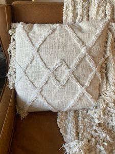 Diamond pattern cotton pillow